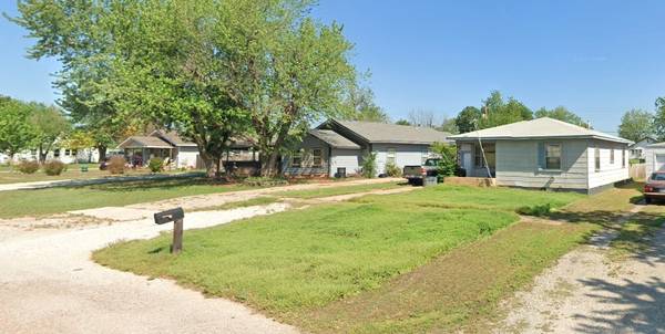 $64,900 / 2hab - 882ft2 - 🏚️ ESPECIAL PARA INVERSIONISTAS – PERRY OK – CASA 2/1 – SOLO EFECTIVO – COMO ESTÁ – (Perry, Oklahoma)63612010165633121