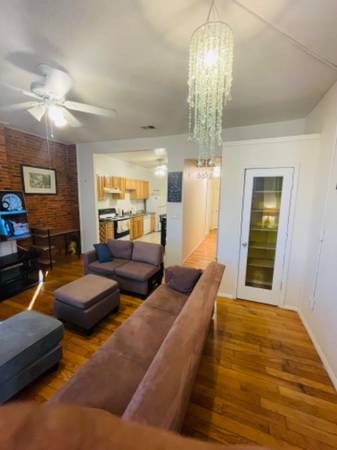 $1450.00 / 1br - Fully furnished Comfort- 1 bedroom, 1.5 bath unit.63694780409091123