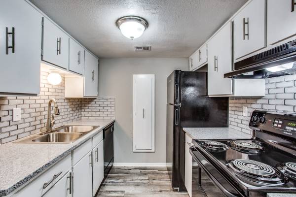 $760 / 1br - 725ft2 - $760 / 1br - 725ft263843414631169121