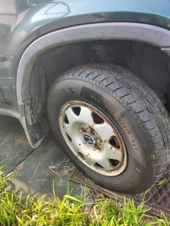 CRV Honda 1999, partes W - $1.000 (Champlain)63441406942979121