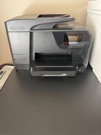 HP Office Jet Pro 8715 1