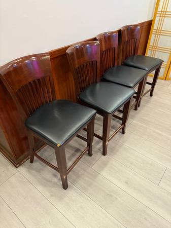 Free leather bar stools 1