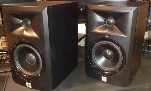 JBL Studio Monitors 1