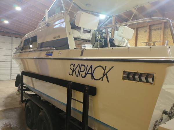 1984 SkipJack Cabin Cruiser 25 For Sale 1