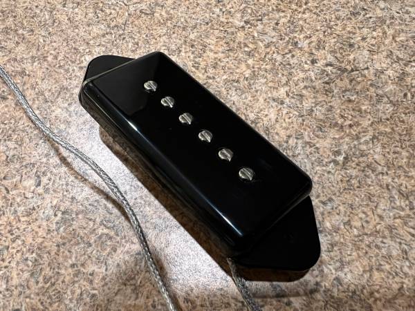 Newer (2023) Epiphone P90 Dog Ear w/ cover 1