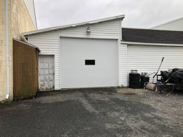 $1,500 / 1718ft2 - 1,718 SF GARAGE CON DOS PUERTAS SUPERIORES (Bel Air)63694818140547121