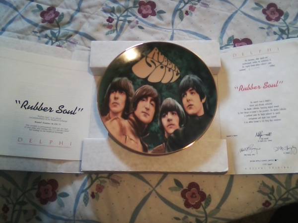 BEATLE COLLECTOR'S PLATES BY DELPHI 1992 - $40 (Chatsworth)63471469739649123