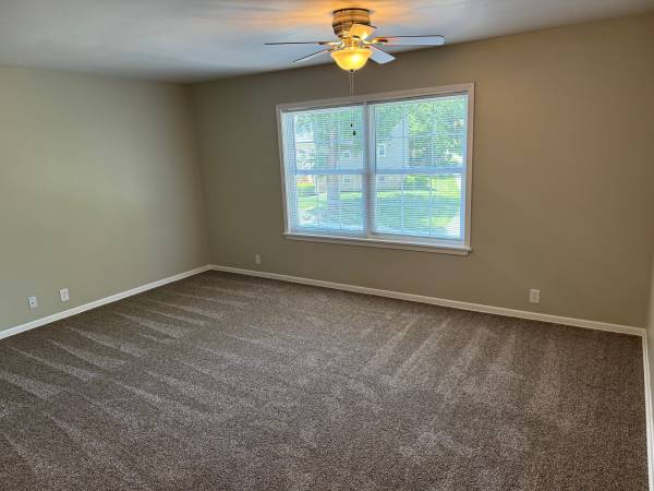 $1,100 / 1br - 670ft2 - 1 Bed for IMMEDIATE Move! - $1,100 (Omaha, NE)64020840183553123