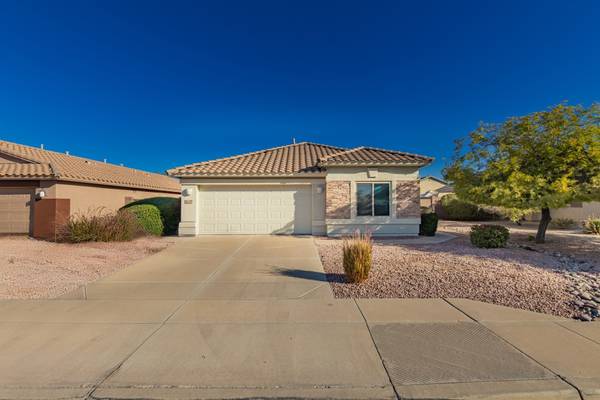 $1,250 / 3br - 85208ft2 - Charming 3-Bed, 2-Bath Single-Level Home in Prime Location!64024822037249123