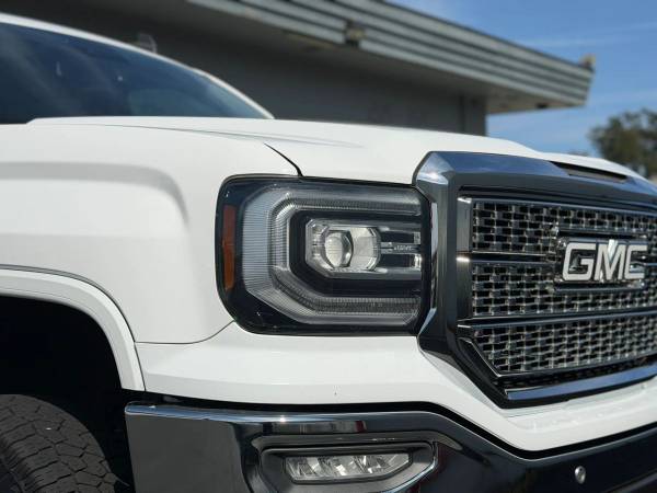 2017 GMC Sierra 1500 Crew - Photo 5