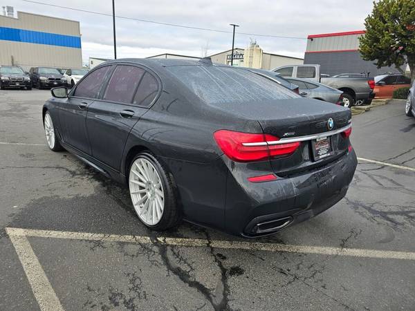 2016 Bmw 7 Series 750XI - $21,850 (Pre-Owned Luxury)63441566636931122
