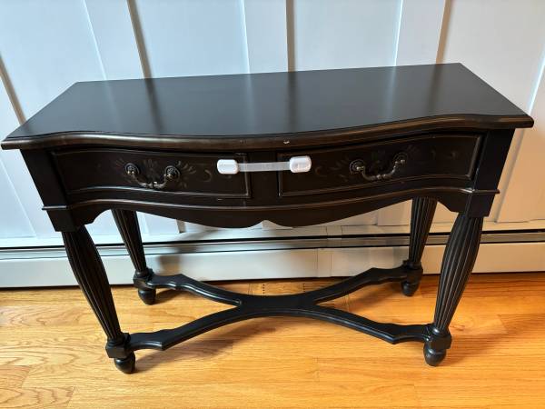 Sofa table 1