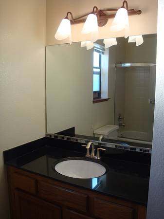 PACIFICA-1Br/1Ba, 2ND-FL, OceanView, BeachFront, Garage, Steps-2-beach 1