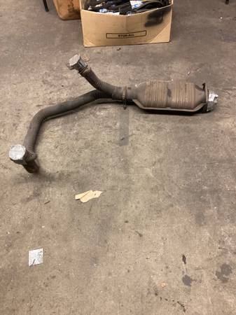 1993 caprice head pipe and cat 1