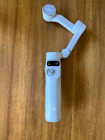 DJI Osmo Mobile 7 Phone Gimbal Stabilizer New 1