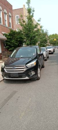 Ford Escape 2017 SE tracción delantera - $4,300 (Brooklyn)63615100811265124