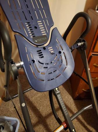 Inversion Table by Teeter 1