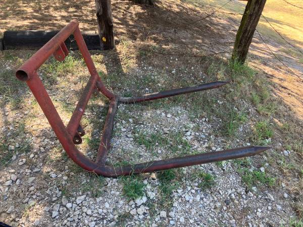 3-point hay forks 1