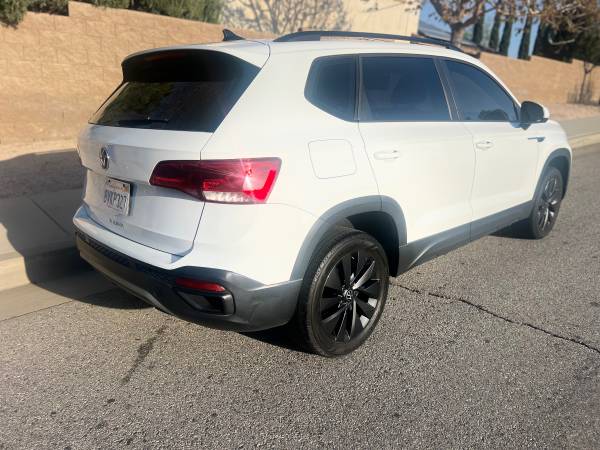 2022 Volkswagen Taos - $12,500 (Lancaster)63615867166337124