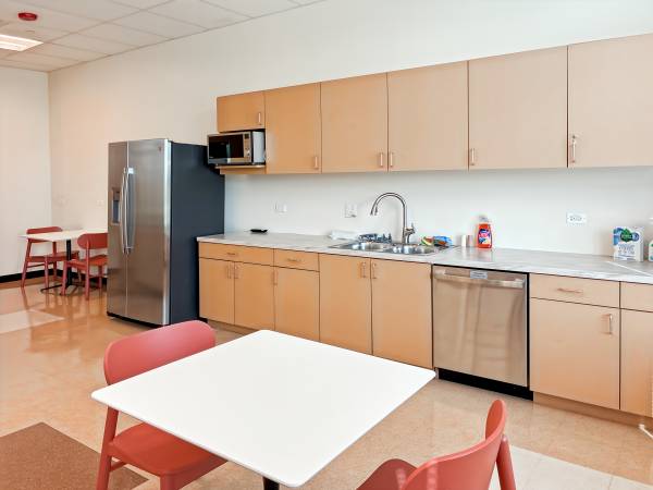 $277 EPIC Discount On Office Space!!! (Hoffman Estates)63959877580291122