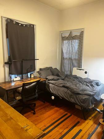 $1,100 / 1br - 2 min caminando de Porter sq. Se busca compañero de casa (Somerville)63655319374339122