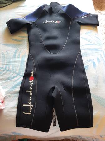 Unisex Size 10 Kids Wetsuit 1