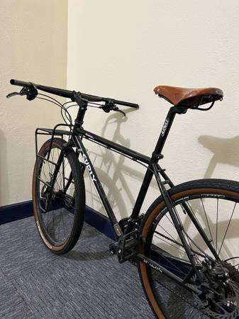 Surly 650b Straggler (gloss black, 42 cm) bicycle - bicycles