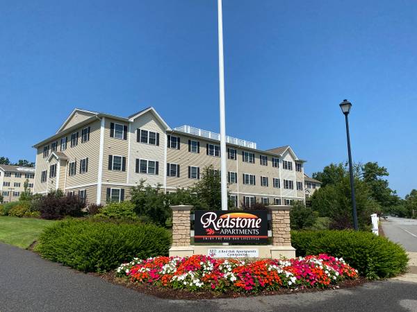 $1,980 / 2br - 853ft2 - VIDEO TOUR - 2 Bedroom/2 Bath - Dogs & Cats Welcome! (50 Sentinel Ct, Manchester, NH)63931657168387121