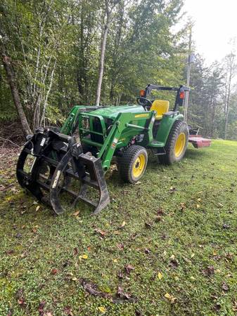 2017 John Deere 3025E 1