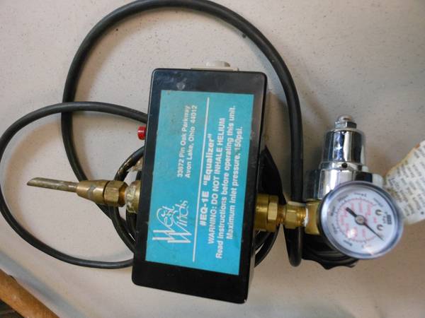Balloon helium regulator and helium Tank 1