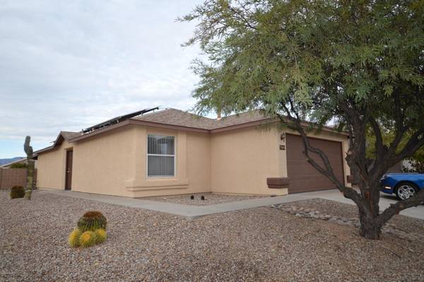 $1,650 / 3br - 1285ft2 - GORGEOUS 3 BR home!! (7009 E Strike Eagle Way)63675014319489120