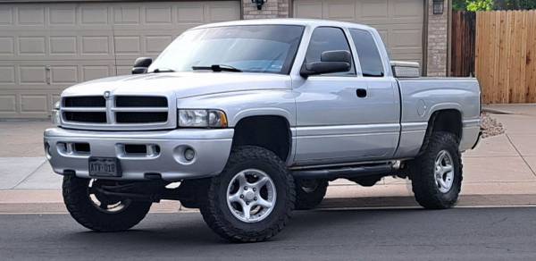 2001 Dodge Ram 1500 Sport Todo Terreno - $10,500 (Thornton)63612550087297121