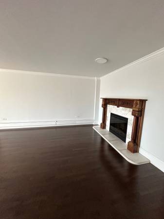 $4,495 / 2br - STUNNING 2 BED 2 BATH In highly desired building and location (GOLD COAST)63959876078595124
