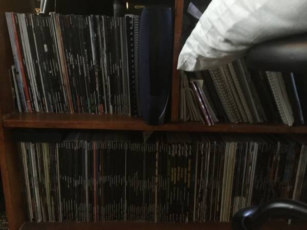 Guitar player/guitar world plus 1