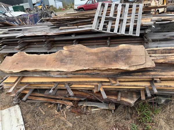 Rough sawn walnut slabs