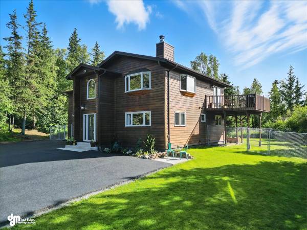 $995,000 / 4br - 3044ft2 - INCREDIBLE ANCHORAGE HOME WITH ADU & BARN!! (16101 Wind Song Drive) (Anchorage)63416612187137121