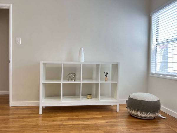 $2,150 / 1br - Casa moderna de mediados de siglo de 1 habitación (santa rosa)63847329781505124