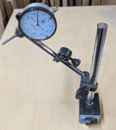 Dial Gauge & Magnetic Base 1