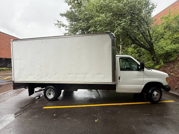 Ford E350 16 Foot Box Truck - 1998 - $3,500 (Kennesaw)63621168375809123