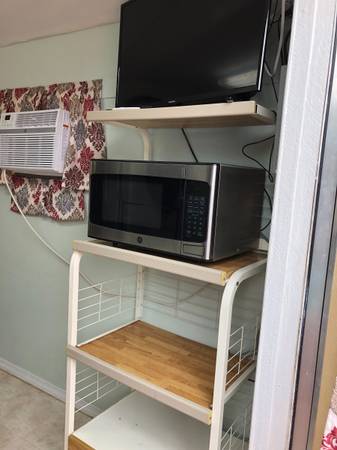 $850 / 1br - efficiency $850 / month63825138951425123