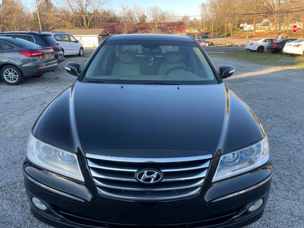 2011 Hyundai   AZERA  LIMITED - $4,995 (LANCASTER)63613597611905121