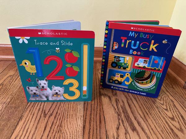 SCHOLASTIC Board books 1