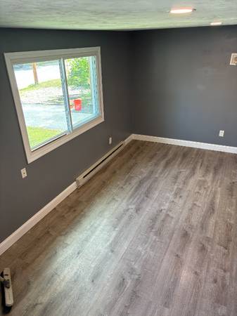 $2800.00 / 3br - 1008ft2 - 45 Lenox Ave  Unit B Manchester NH63656161675009122