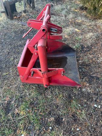 Ford dirt scoop 1