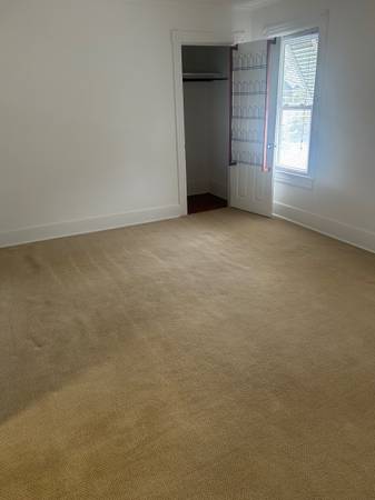 $1,350 / 1br - Alquiler anual 1 habitación 1 baño (Oakhurst)63667096973697122