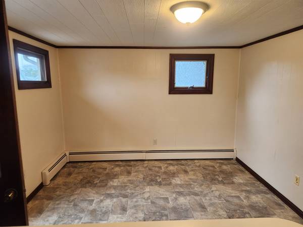 $1,500 / 1br - 900ft2 - Apartment for Rent (Bristol, RI)64002828048258121