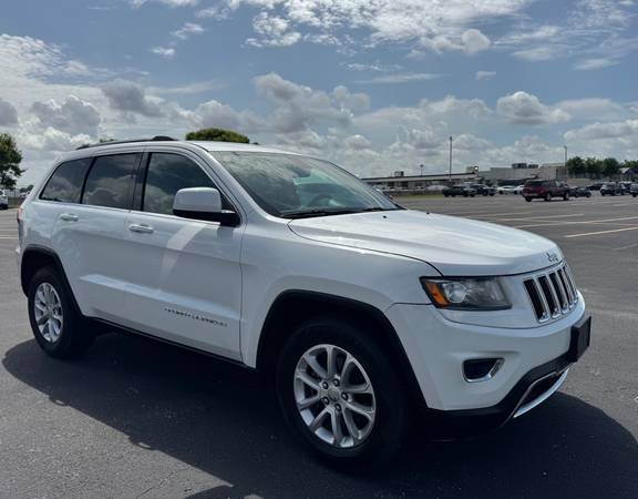 2015 Jeep Grand Cherokee Laredo - $5,90063617083288323120