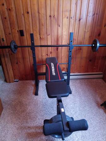 Weight bench w weights 1