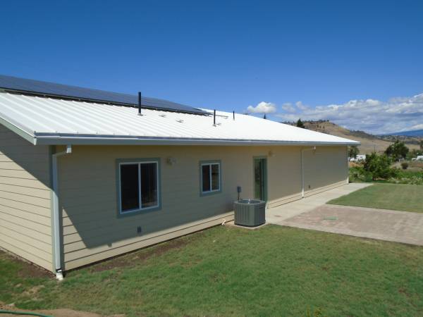 $1,900 / 2br - 1200ft2 - wheelchair accessible ( ADA ) (HORNBROOK)63678201219329122