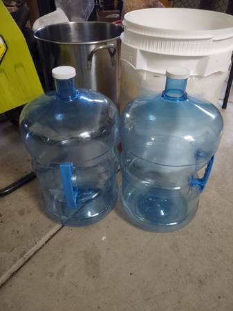 Reusable water jug bottle 5 gal. 1